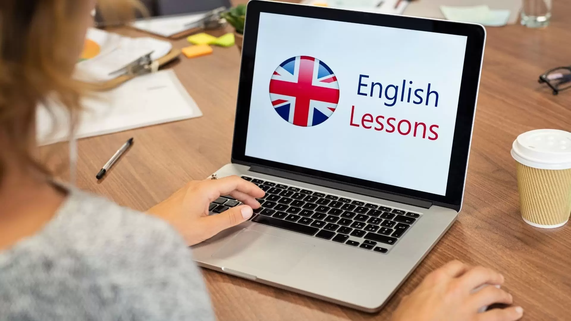Chương trình học tiếng Anh trực tuyến 1 kèm 1 là một lựa chọn tối ưu dành riêng cho người đi làm